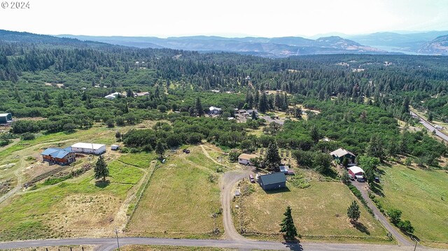 Listing photo 3 for 2455 Badger View Dr, The Dalles OR 97058