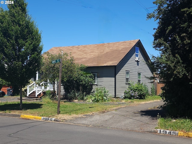 view of front of house