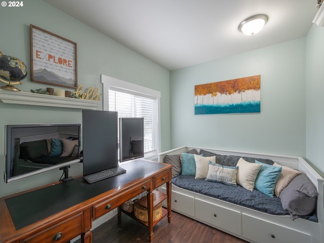 office area with dark hardwood / wood-style floors