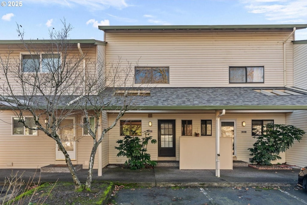 view of townhome / multi-family property