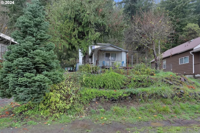 view of front of property with a porch