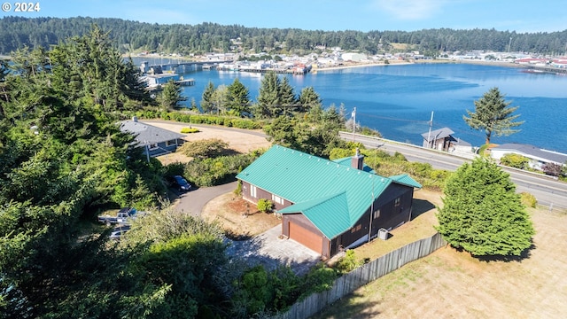 bird's eye view featuring a water view