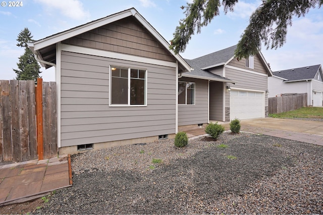 view of front of property