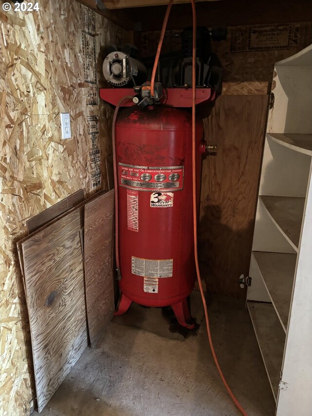 view of utility room