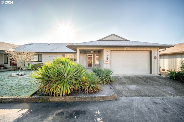 view of front of house featuring a garage