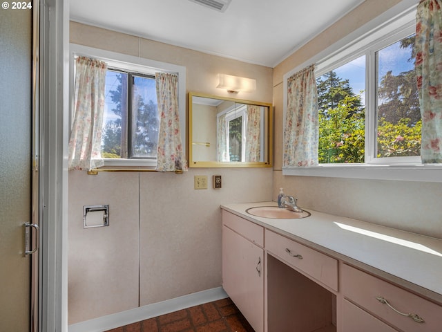 bathroom with vanity