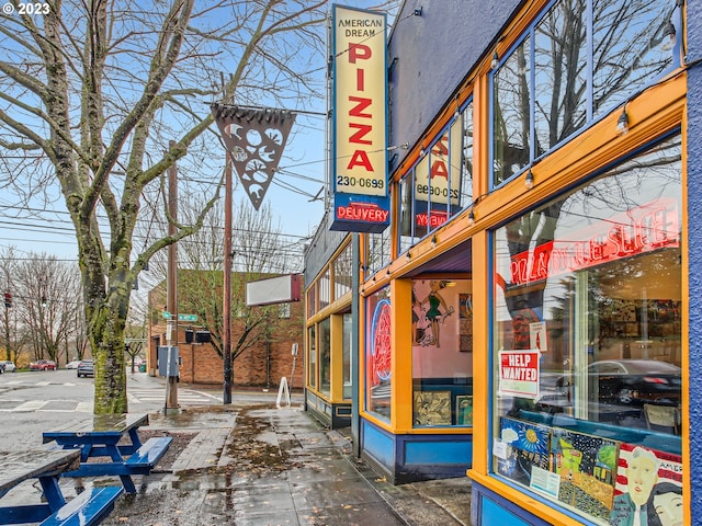 5108 NE Glisan St, Portland, OR 97213 - exterior view