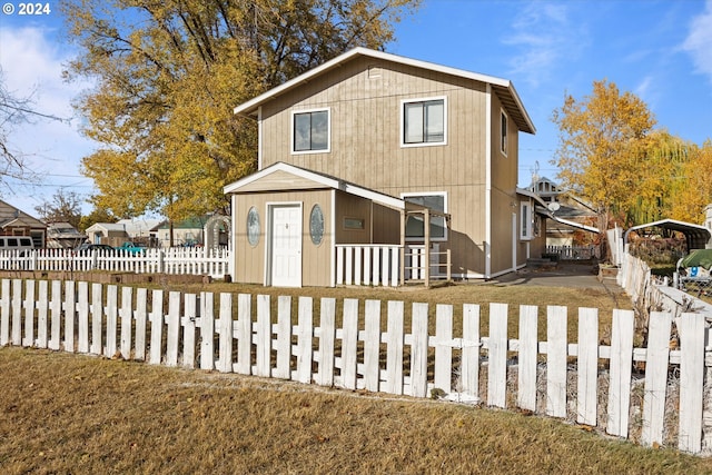 view of front of property