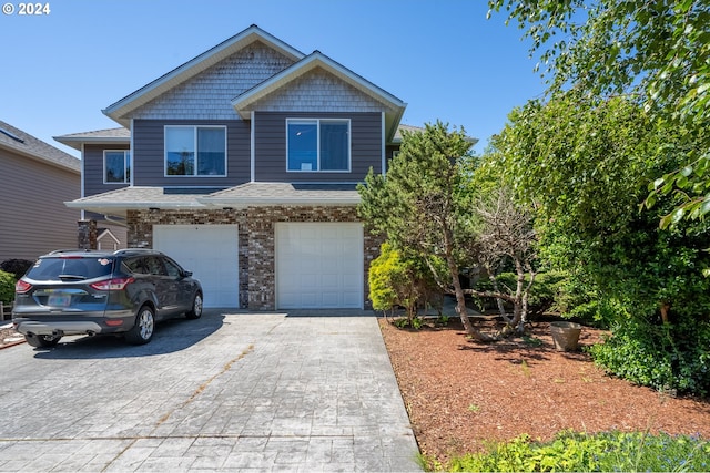 view of front of property featuring a garage