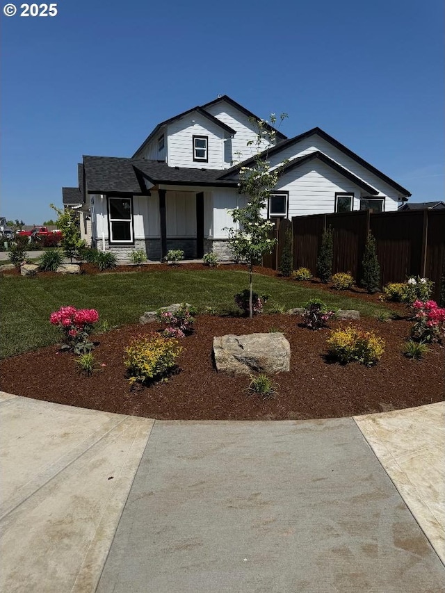 1918 S Holly St, Canby, OR 97013 - view of front of house featuring roof with shingles