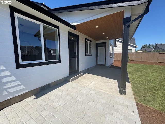 1918 S Holly St, Canby, OR 97013 - entrance foyer featuring baseboards and light wood finished floors