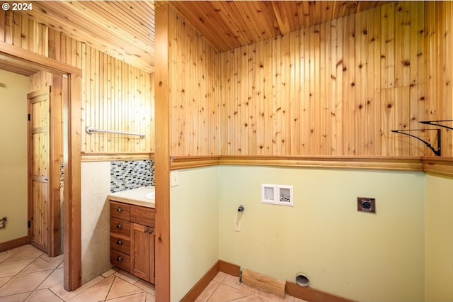26231 SW Thunderhead Ln, Sheridan, OR 97378 - laundry room featuring hookup for an electric dryer, hookup for a washing machine, light tile patterned floors, and wood ceiling