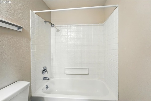 19875 SW Southview St, Beaverton, OR 97078 - full bathroom featuring a textured wall, toilet, and tub / shower combination