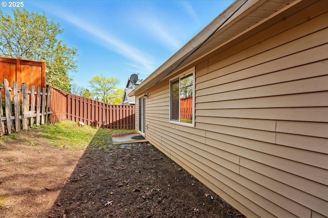19875 SW Southview St, Beaverton, OR 97078 - view of side of property