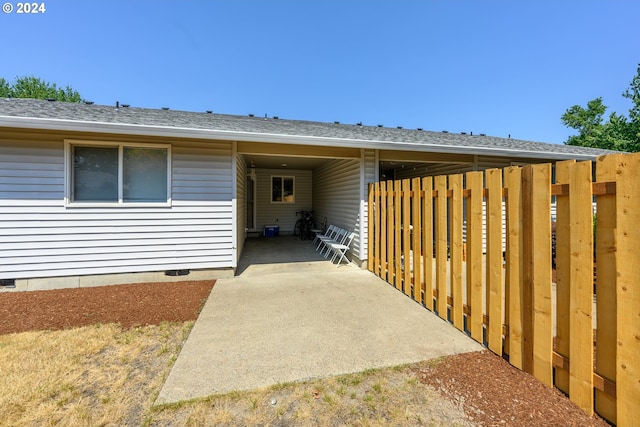 view of entrance to property