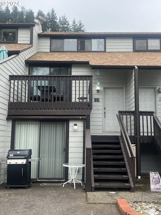 view of rear view of house