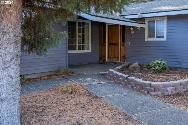 view of entrance to property