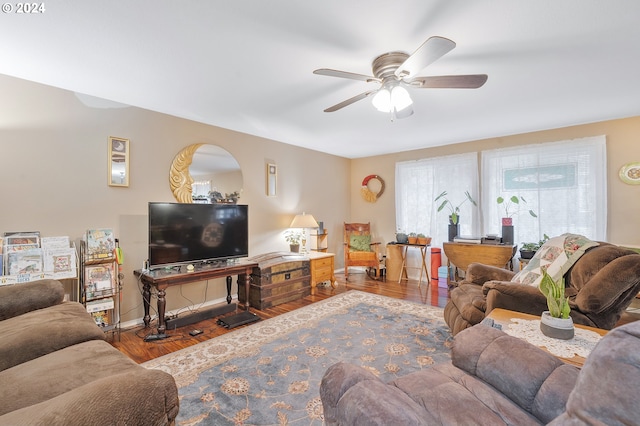 18095 Bluff Rd, Sandy, OR 97055 - living room with ceiling fan and wood finished floors