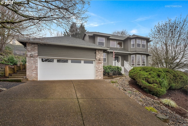 view of front facade featuring a garage