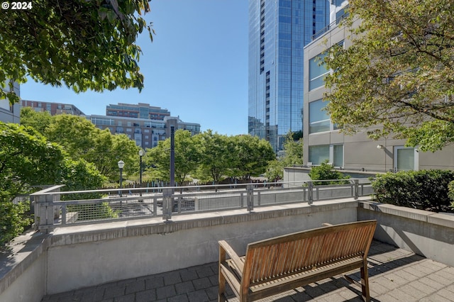 1125 NW 9th Ave Unit 524, Portland, OR 97209 - view of patio with a city view