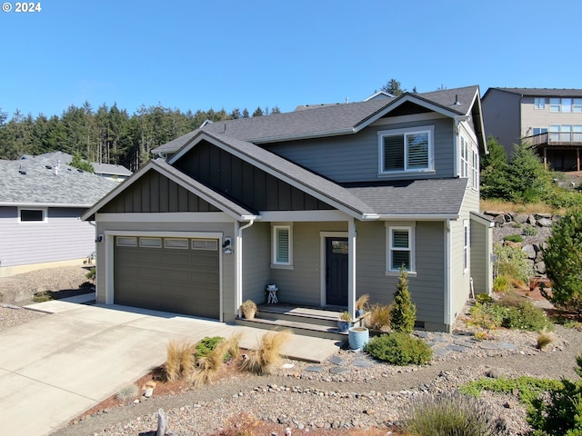 view of front facade with a garage