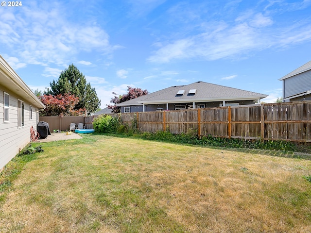 view of yard with a patio