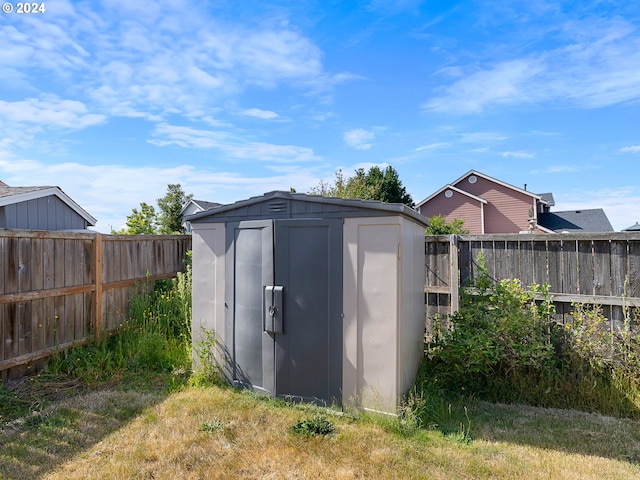 view of outdoor structure