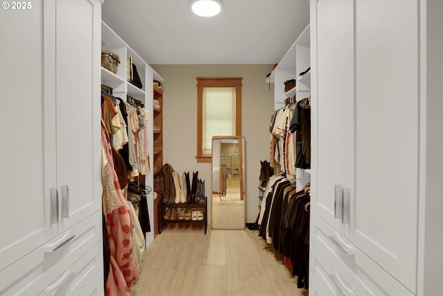 47266 SW Carpenter Creek Rd, Forest Grove, OR 97116 - view of walk in closet