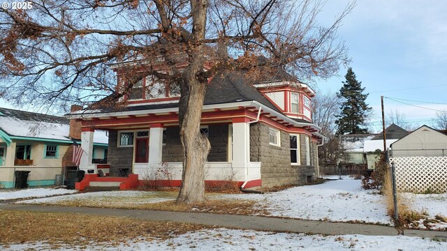 view of front of home