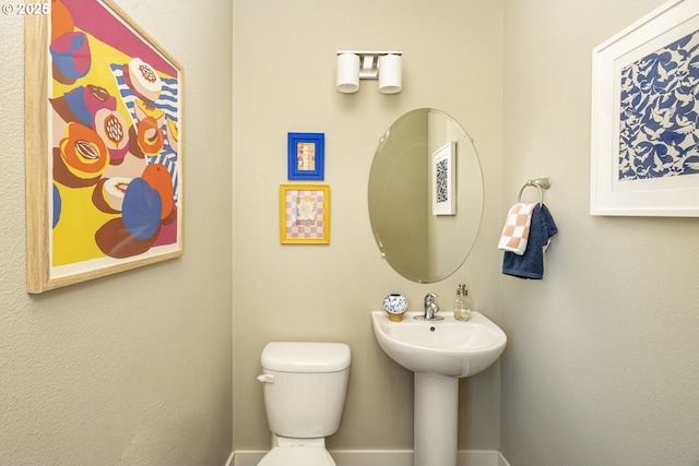 3050 SE 50th Ave Unit 6, Portland, OR 97206 - bathroom with toilet and a sink