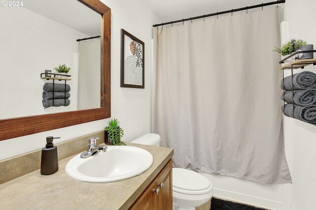 19500 S Rockie Dr, Mulino, OR 97042 - bathroom featuring toilet and vanity