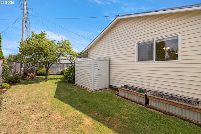 1499 Walton Way, Woodburn, OR 97071 - view of yard