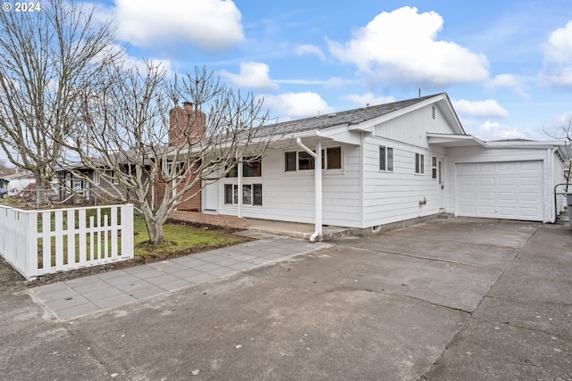 view of front facade with a garage