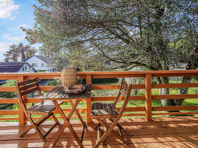 740 Florence Ave, Astoria, OR 97103 - view of wooden deck