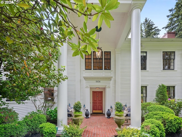 view of property entrance