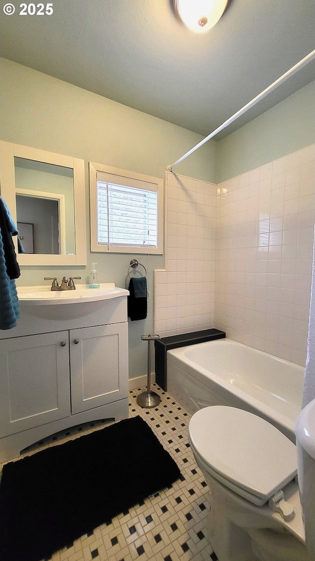 1400 W 40th St, Eugene, OR 97405 - bathroom featuring  shower combination, toilet, and vanity