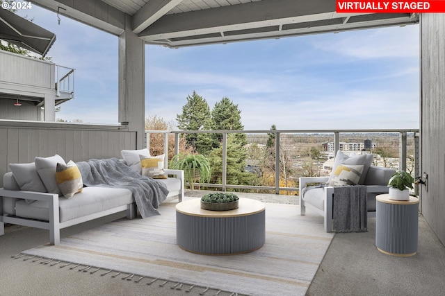 balcony featuring an outdoor hangout area