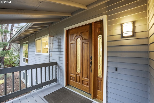 property entrance with a porch