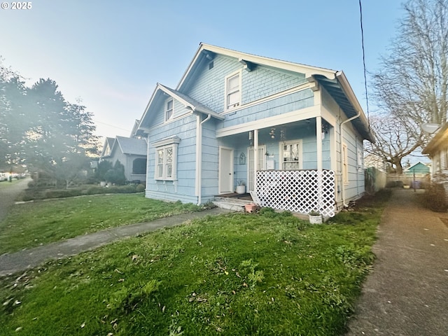 view of front of home with a front yard