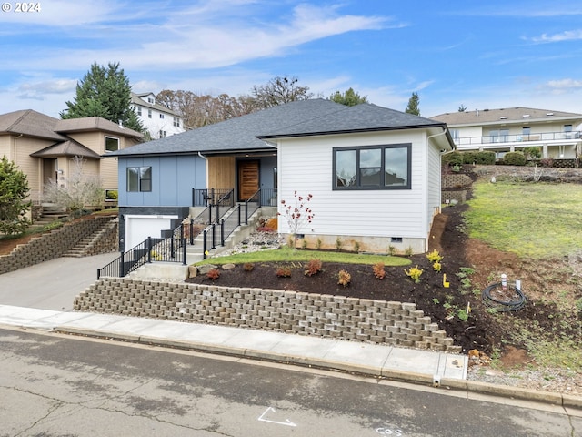 view of front of home featuring a garage