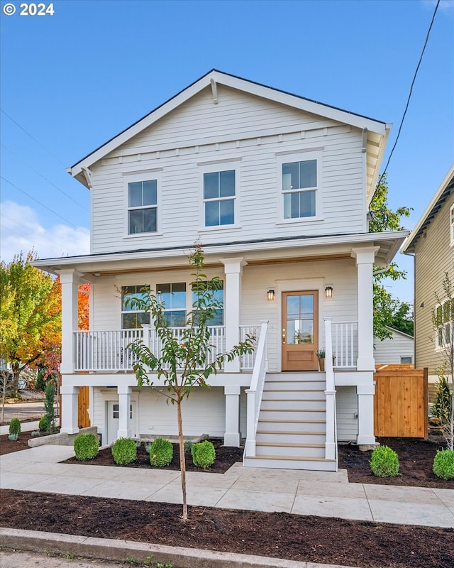 view of front of property with covered porch