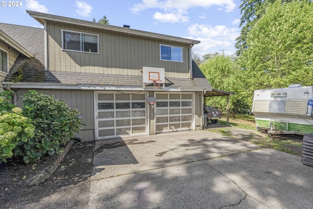 view of front of home with a garage