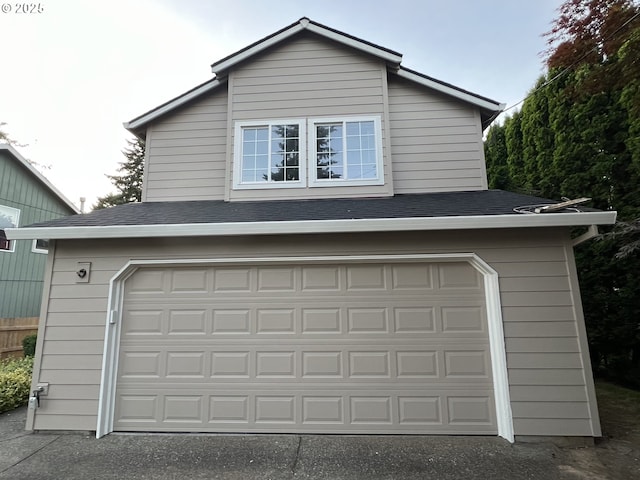 4135 SW Brugger St, Portland, OR 97219 - view of garage