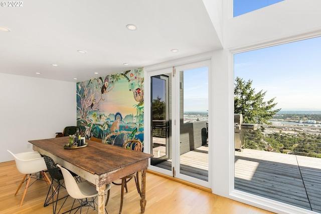 dining room with light hardwood / wood-style floors