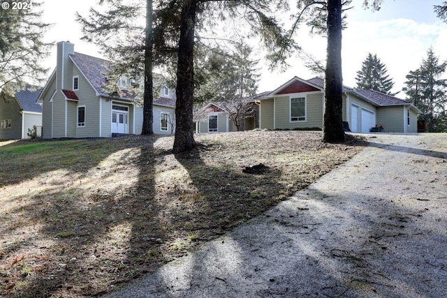 view of front facade with a garage