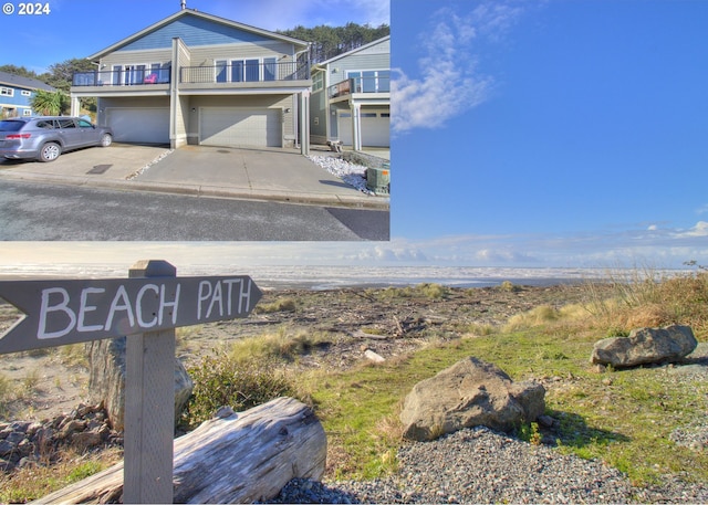 28999 Vizcaino Ct, Gold Beach, OR 97444 - exterior view of concrete driveway