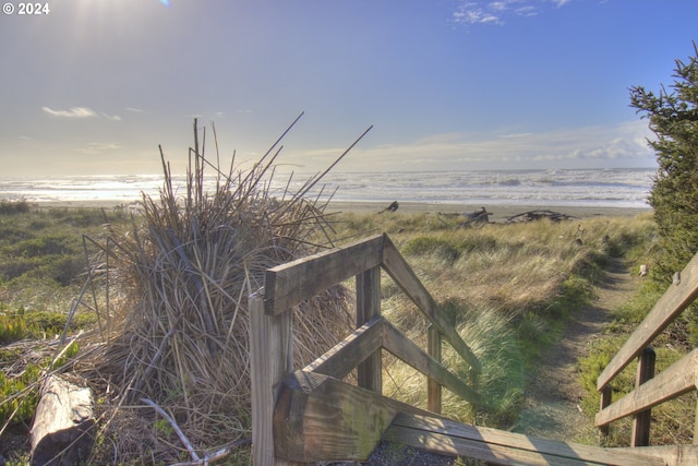 28999 Vizcaino Ct, Gold Beach, OR 97444 - deck featuring view of water and beach