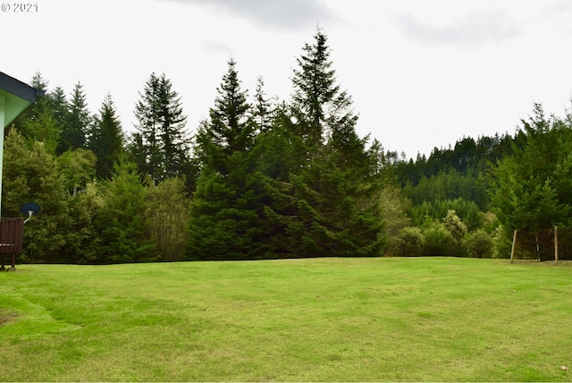 95851 Mckinnon Dr, Gold Beach, OR 97444 - view of yard featuring a view of trees