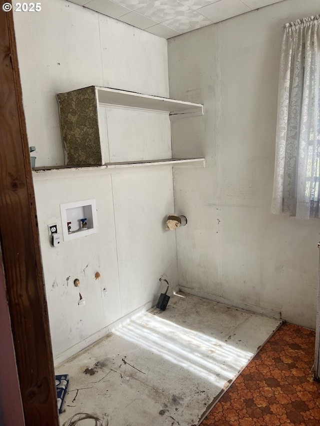 95851 Mckinnon Dr, Gold Beach, OR 97444 - unfurnished room with tile patterned floors and wood walls