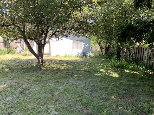 425 NW Loop Rd, White Salmon, WA 98672 - view of yard